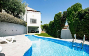 Stunning home in Alella with Outdoor swimming pool, WiFi and 4 Bedrooms